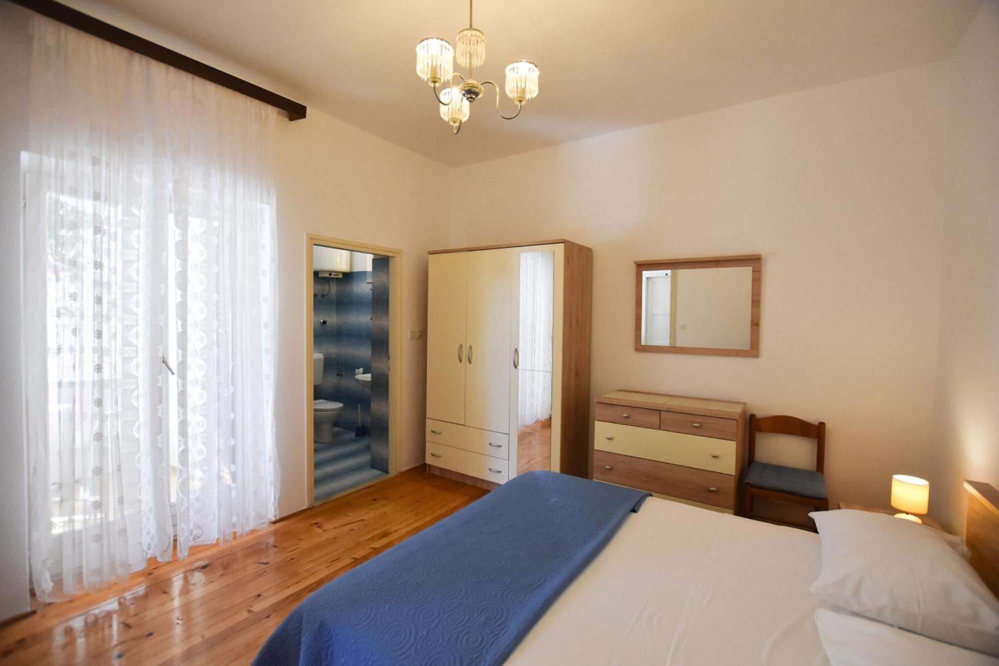 Apartments And Rooms Jakov 프리모스턴 객실 사진