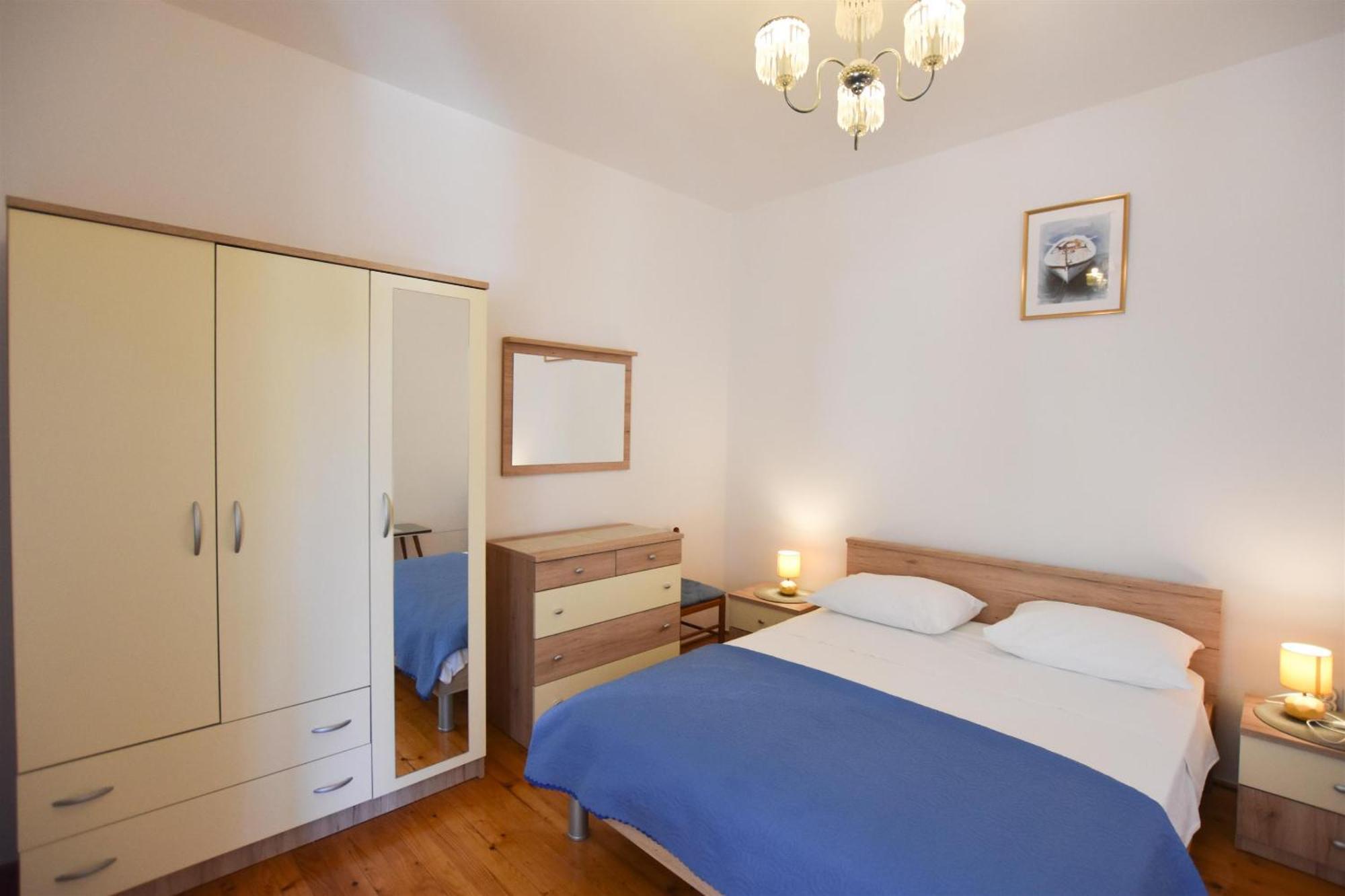 Apartments And Rooms Jakov 프리모스턴 객실 사진